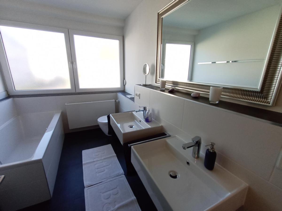 Bodensee City Apartments ฟรีดริชส์ฮาเฟน ภายนอก รูปภาพ