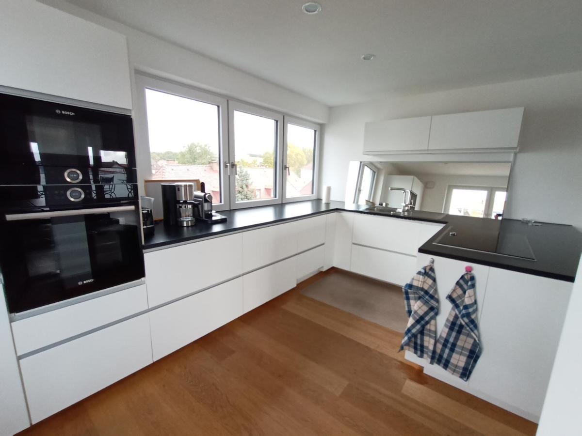 Bodensee City Apartments ฟรีดริชส์ฮาเฟน ภายนอก รูปภาพ