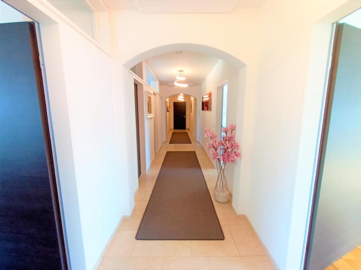 Bodensee City Apartments ฟรีดริชส์ฮาเฟน ภายนอก รูปภาพ