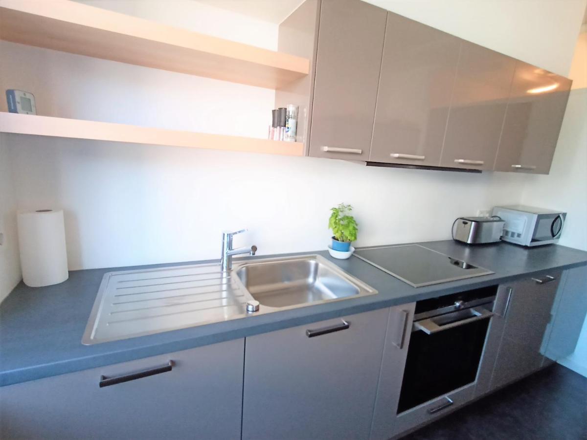 Bodensee City Apartments ฟรีดริชส์ฮาเฟน ภายนอก รูปภาพ